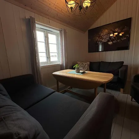 Fiskekrogen Rorbuer Henningsvaer Exterior photo